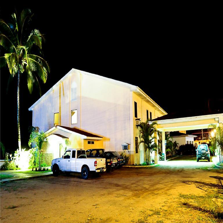 Hotel Presidente Selva La Merced  Bagian luar foto